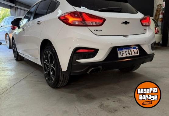 Autos - Chevrolet Cruze RS 2023 Nafta 70000Km - En Venta