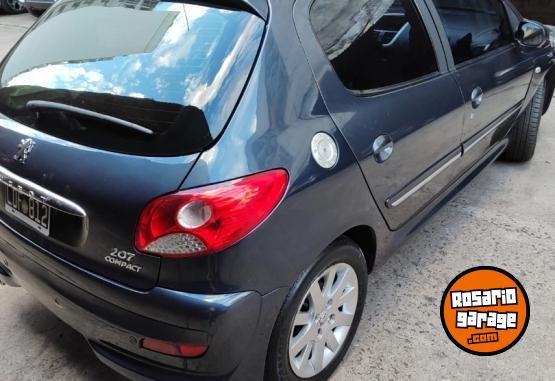 Autos - Peugeot 207 2011 Nafta 107000Km - En Venta