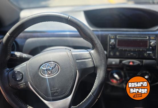 Autos - Toyota Etios XLS 2015 Nafta - En Venta