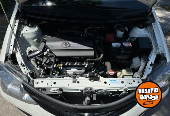 Autos - Toyota ETIOS XLS L/18 2019 Nafta 115000Km - En Venta