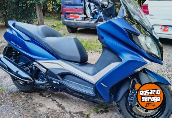 Motos - Kymco dowtown 350i 2023 Nafta 4500Km - En Venta