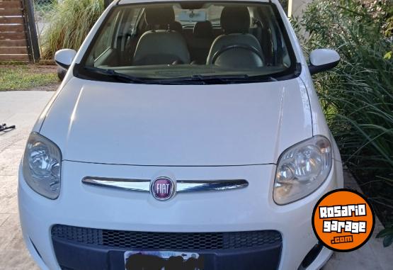Autos - Fiat Palio essence 2014 Nafta 151000Km - En Venta