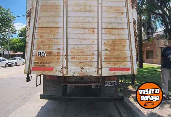 Camiones y Gr�as - Mercedes Benz 1114 - En Venta