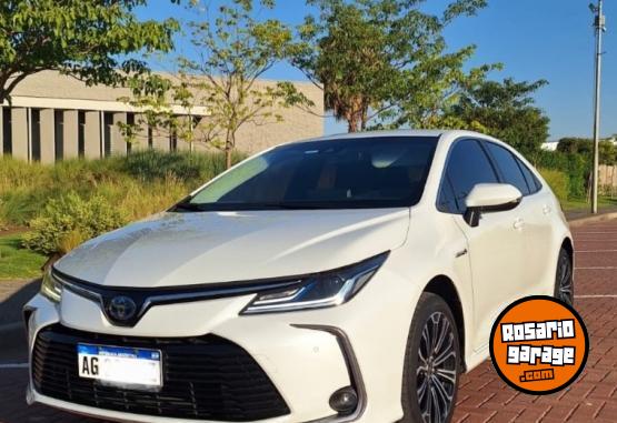 Autos - Toyota COROLLA SEG HIBRIDO 2023 Electrico / Hibrido 44000Km - En Venta