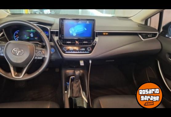 Autos - Toyota COROLLA SEG HIBRIDO 2023 Electrico / Hibrido 44000Km - En Venta