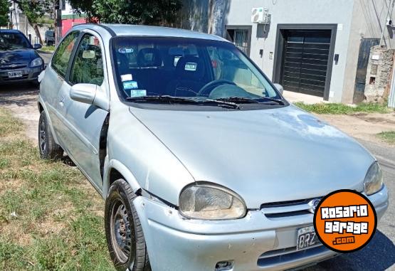Autos - Chevrolet Corsa 1998 GNC 200000Km - En Venta