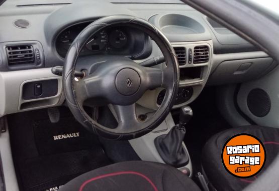 Autos - Renault Clio autentic 2003 Diesel 180000Km - En Venta