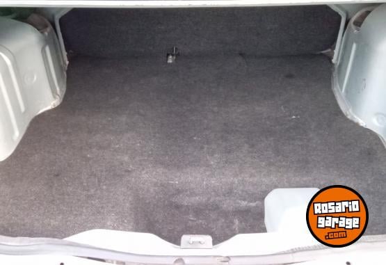 Autos - Renault Clio autentic 2003 Diesel 180000Km - En Venta