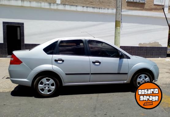 Autos - Ford Fiesta 2010 GNC 190000Km - En Venta
