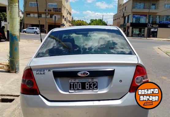 Autos - Ford Fiesta 2010 GNC 190000Km - En Venta