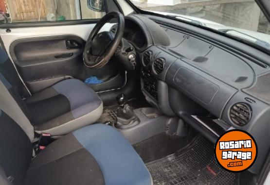 Utilitarios - Renault Kangoo 2014 Nafta 230000Km - En Venta