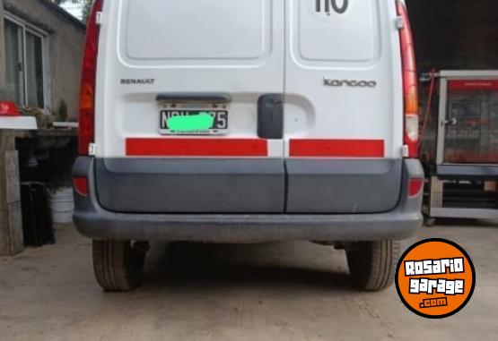 Utilitarios - Renault Kangoo 2014 Nafta 230000Km - En Venta