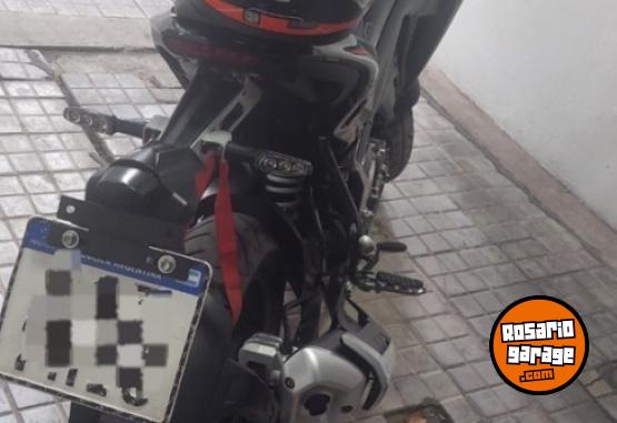 Motos - Benelli 180s 2021 Nafta 10000Km - En Venta