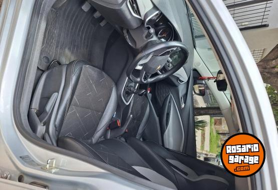 Autos - Chevrolet Onix Plus Premier 2020 Nafta 80000Km - En Venta