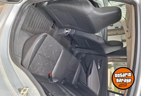 Autos - Chevrolet Onix Plus Premier 2020 Nafta 80000Km - En Venta