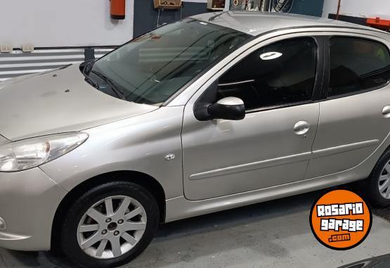 Autos - Peugeot 207 COMPACT XS 2010 Nafta 180000Km - En Venta