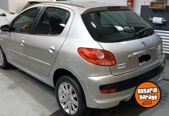 Autos - Peugeot 207 COMPACT XS 2010 Nafta 180000Km - En Venta