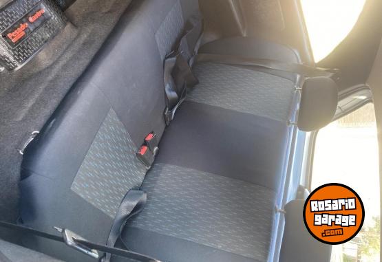 Autos - Suzuki Fun 2004 Nafta 111111Km - En Venta