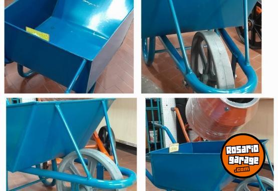 Herramientas - CARRETILLA DE CHAPA - RUEDA PLASTICA - $51.000 - MUY BUENA - En Venta
