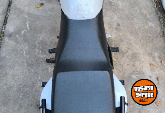 Motos - Yamaha YBR 2022 Nafta 5000Km - En Venta