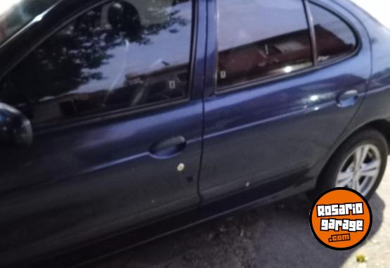 Autos - Renault Megane 1998 Nafta 220000Km - En Venta