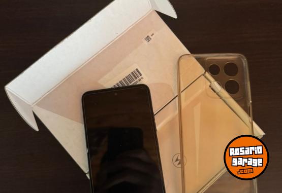 Telefonía - Motorola G15 256gb COMO NUEVO - En Venta