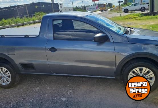Camionetas - Volkswagen Saveiro 2020 Nafta 69264Km - En Venta