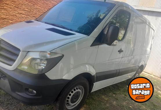 Utilitarios - Mercedes Benz SPRINTER 411 V2 2018 Diesel 35000Km - En Venta