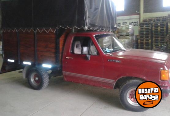 Camiones y Gr�as - Vendo - En Venta