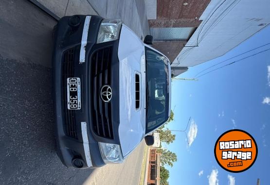 Utilitarios - Toyota Hilux cabina simple 2014 Diesel 208000Km - En Venta