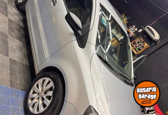 Autos - Volkswagen Suran Comfortline 2012 GNC 237000Km - En Venta