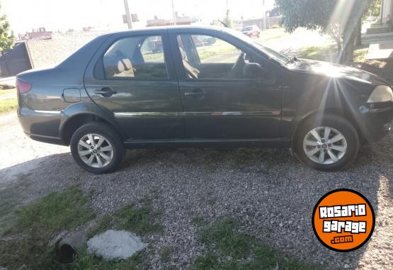 Autos - Fiat Siena atracctive fire 1,4 2012 GNC 250000Km - En Venta