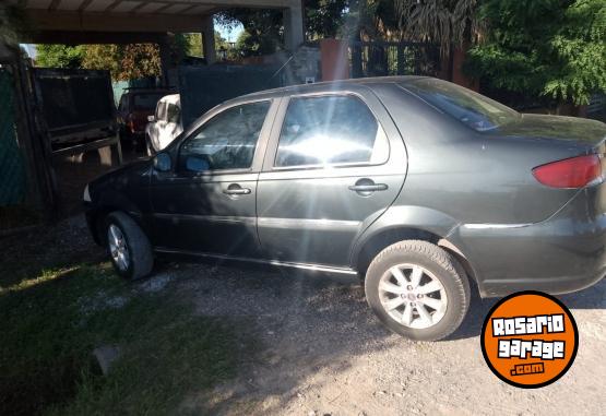 Autos - Fiat Siena atracctive fire 1,4 2012 GNC 250000Km - En Venta