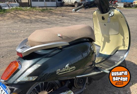 Motos - Motomel Scooter 2023 Nafta 9741Km - En Venta