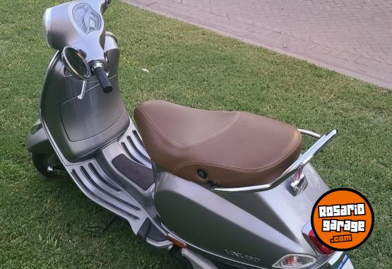 Motos - Piaggio Vespa VXL150 2017 Nafta 5023Km - En Venta