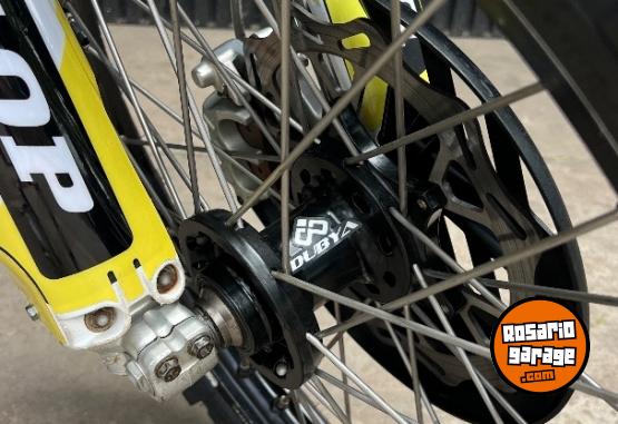 Motos - Husqvarna Fc250 rockstar 2023 Nafta 135Km - En Venta