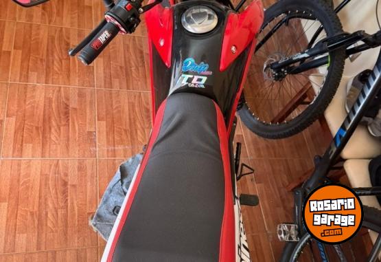 Motos - Corven Triax 150 2025 Nafta 1500Km - En Venta