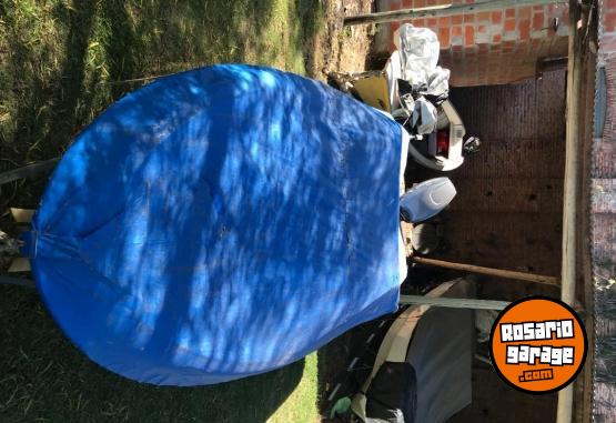 Embarcaciones - VENDO LANCHA MYSTIC LARSEN MARINE - En Venta