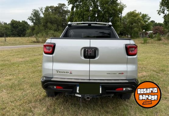 Camionetas - Fiat Toro volcano premium 2018 Diesel 171000Km - En Venta