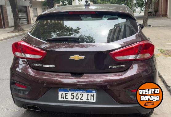 Autos - Chevrolet Cruze Premier 2021 Nafta 87700Km - En Venta