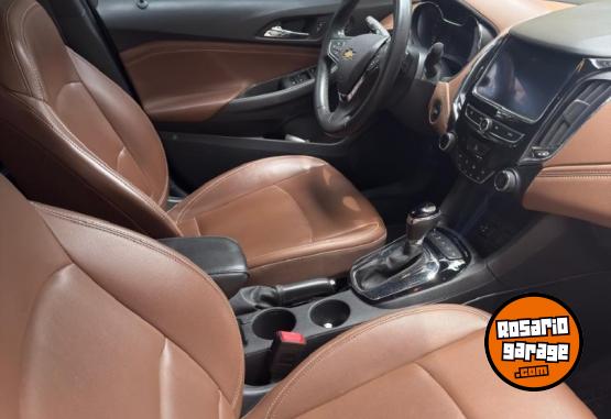 Autos - Chevrolet Cruze Premier 2021 Nafta 87700Km - En Venta