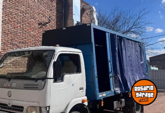 Camiones y Gr�as - Camion DFM - En Venta
