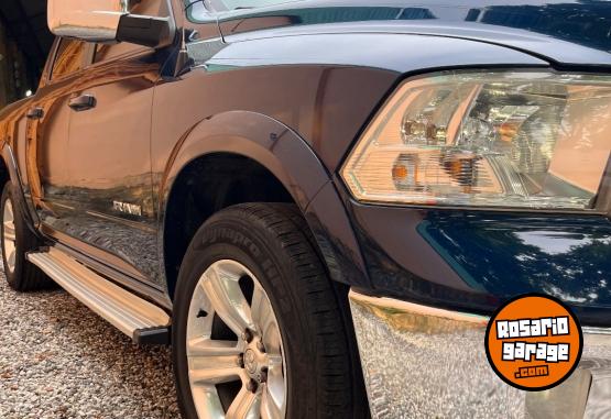 Camionetas - Dodge RAM LARAMIE V8 2019 Nafta 90000Km - En Venta