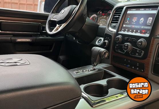 Camionetas - Dodge RAM LARAMIE V8 2019 Nafta 90000Km - En Venta