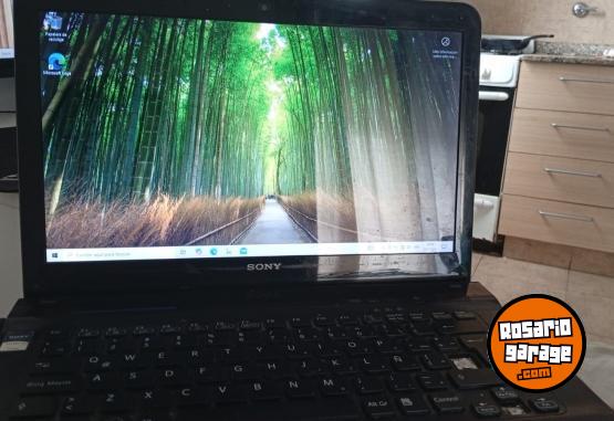 Inform�tica - Notebook Sony VAIO Intel i3 4GB - En Venta