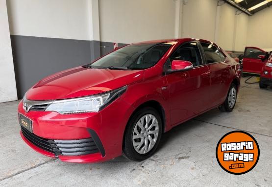 Autos - Toyota COROLLA XLI 2017 Nafta 121000Km - En Venta