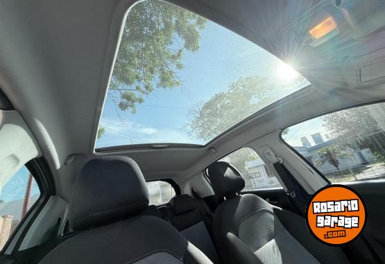 Autos - Peugeot 208 2013 Nafta 126000Km - En Venta