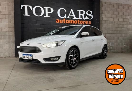 Autos - Ford Focus Titanium 2016 Nafta 137000Km - En Venta
