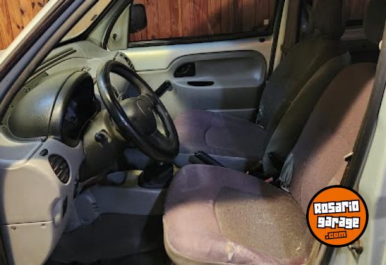 Utilitarios - Renault Kangoo 2006 Diesel 111111Km - En Venta