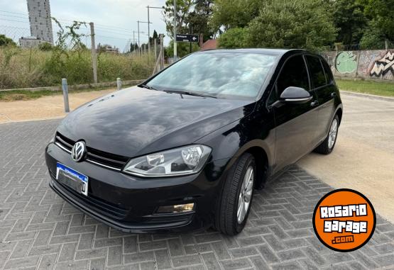 Autos - Volkswagen Golf 2017 Nafta 102000Km - En Venta